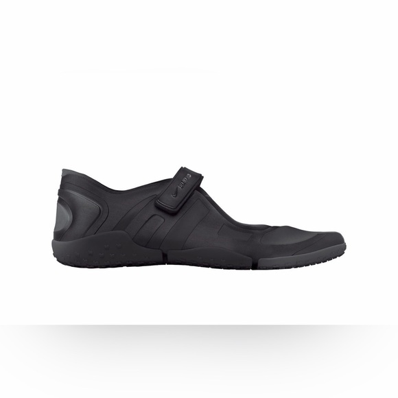 SKIMS Nike Rift Mesh - Picture 3 of 7